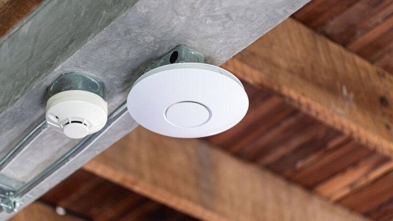 Point to point wifi kit